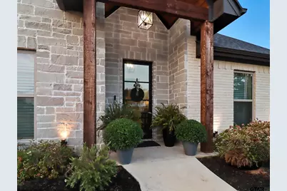 4501 Windsor Park Ln, Kilgore, TX 75662 - Photo 4