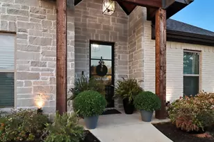 4501 Windsor Park Ln, Kilgore, TX 75662 - Photo 4