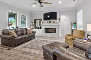 4501 Windsor Park Ln, Kilgore, TX 75662 - Photo 6