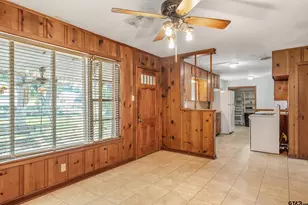 2019 Woodhaven Dr, Tyler, TX 75701 - Photo 4