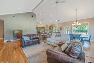 750 Vz County Road 4703, Ben Wheeler, TX 75754 - Photo 6