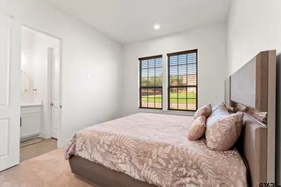 253 Kathryns Ct, Mount Pleasant, TX 75455 - Photo 16