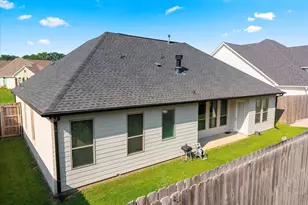 253 Kathryn's Ct, Mount Pleasant, TX 75455 - Photo 2