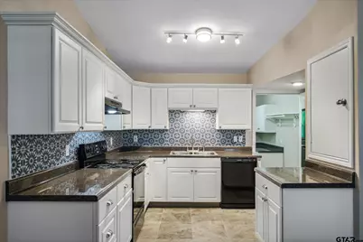 18350 Fm 47 #1, Wills Point, TX 75169 - Photo 12