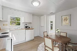 210 Cooper St, Lindale, TX 75771 - Photo 4