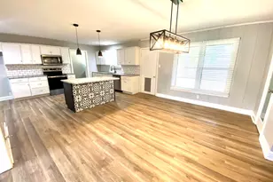 1914 Parklen, Tyler, TX 75701 - Photo 4