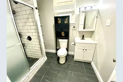 1914 Parklen, Tyler, TX 75701 - Photo 18