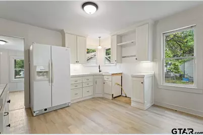 107 Mallory St, Lindale, TX 75771 - Photo 20