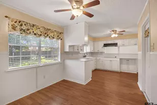 2827 Fairfax Dr, Tyler, TX 75701 - Photo 18