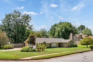 2827 Fairfax Dr, Tyler, TX 75701 - Photo 1