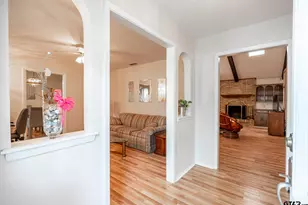 1720 Kimwood Ln, Tyler, TX 75703 - Photo 8