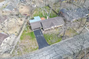 1720 Kimwood Ln, Tyler, TX 75703 - Photo 2