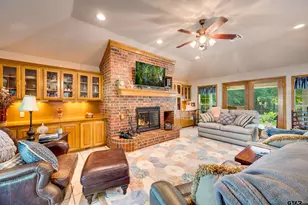 3269 An County Rd 153, Palestine, TX 75801 - Photo 8