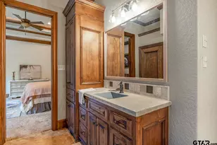 2356 An County Road 403, Palestine, TX 75803 - Photo 22