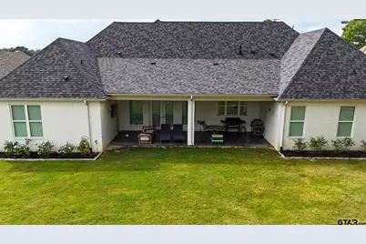 1242 Colt, Tyler, TX 75703 - Photo 36
