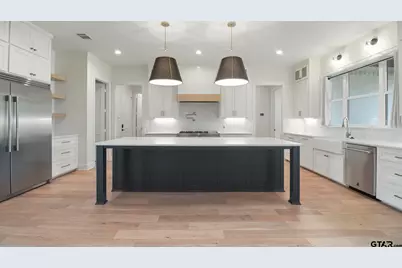 1242 Colt, Tyler, TX 75703 - Photo 12