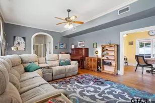 217 S Vine Ave, Tyler, TX 75702 - Photo 6