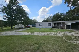 301 An County Rd 1370, Palestine, TX 75801 - Photo 2