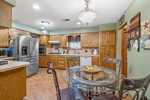 449 Ruth St, Hawkins, TX 75765 - Photo 14