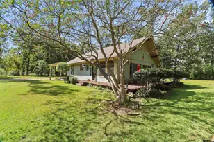 20985 Lee Ln, Chandler, TX 75758 - Photo 2