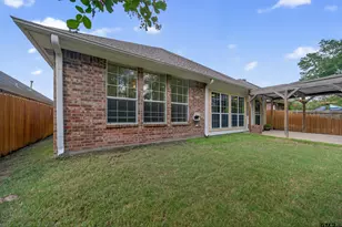 1869 Hollylake Cir, Tyler, TX 75703 - Photo 36