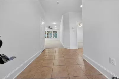 1869 Hollylake Circle, Tyler, TX 75703 - Photo 4