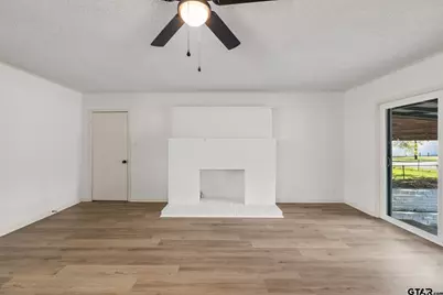 1731 N Forest Ave, Tyler, TX 75702 - Photo 12