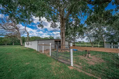 1901 Byrd Rd, Jacksonville, TX 75766 - Photo 42