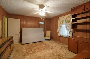 1919 Ferdell St, Tyler, TX 75701 - Photo 12