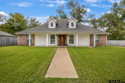 708 E Paschal Street, Troup, TX 75789 - Photo 1