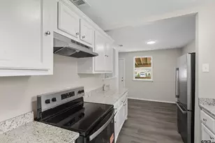 1005 E 9th, Mt Pleasant, TX 75455 - Photo 10