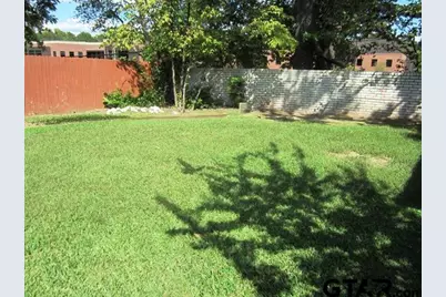 401 Woodland Hills, Tyler, TX 75701 - Photo 24