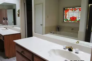 401 Woodland Hills, Tyler, TX 75701 - Photo 16