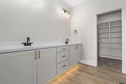 16525 Crossing Circle, Lindale, TX 75771 - Photo 20