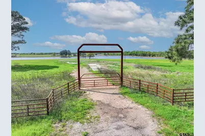 973 Cr 1604, Grand Saline, TX 75140 - Photo 2