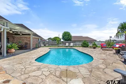 16050 Stonebriar Ct, Lindale, TX 75771 - Photo 2