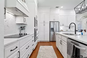 16050 Stonebriar Ct, Lindale, TX 75771 - Photo 10