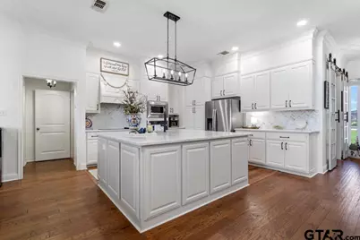 16050 Stonebriar Ct, Lindale, TX 75771 - Photo 10