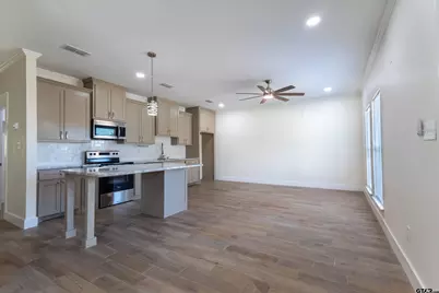 412 Crosby St, Lindale, TX 75771 - Photo 10