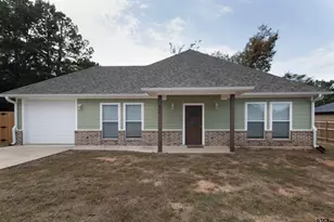 412 Crosby St, Lindale, TX 75771 - Photo 1