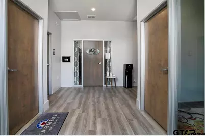 7925 S. Broadway Building 4, Tyler, TX 75703 - Photo 8