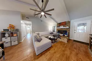 1200 Hillcrest St, Whitehouse, TX 75791 - Photo 2