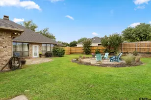 3006 Masters Dr, Mount Pleasant, TX 75455 - Photo 8