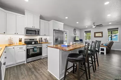 327 Arapaho, Quitman, TX 75783 - Photo 4