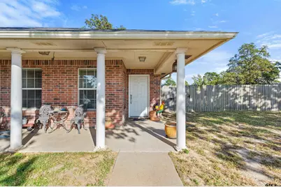 501 Asher, Lindale, TX 75771 - Photo 4
