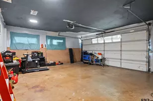 2002 Faulkner Street, Tyler, TX 75701 - Photo 26