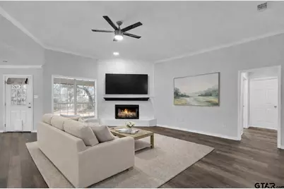 103 Lyle St, Gladewater, TX 75647 - Photo 2