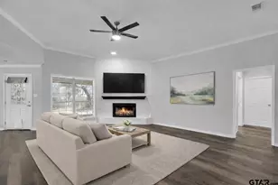 103 Lyle St, Gladewater, TX 75647 - Photo 2