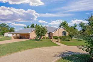 149 Pecan St, Frankston, TX 75763 - Photo 2