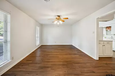 108 Glenwood Dr, Palestine, TX 75801 - Photo 2